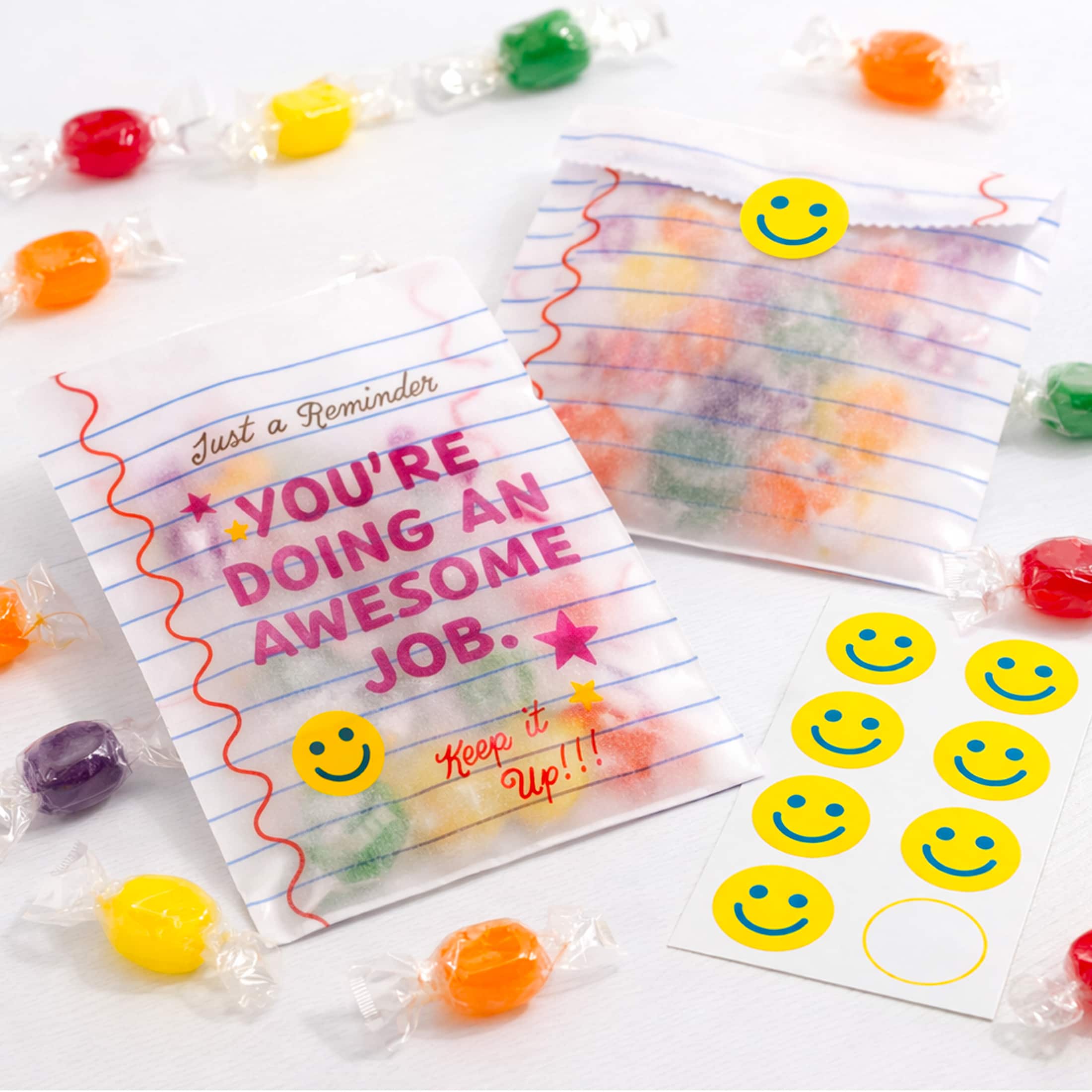 7.5" x 4.75" Awesome Job Paper Treat Bags, 8ct. by B2C™ - Image 2